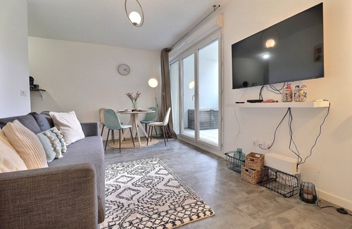 Saulx-les-Chartreux Apartment | Le Cocon de Saulx