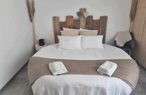 Saint-Savin House | Le Cocon de Lily