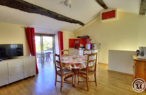 Cenves House | Le Cocon de Mya - Cenves