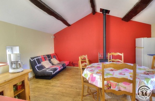 Cenves House | Le Cocon de Mya - Cenves