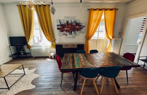 Verdun Apartment | Le Cocon de Sasha - Hyper Centre - Climatisation - Proche Gare