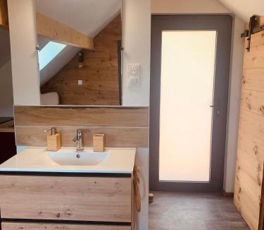 Saint-Sauveur Apartment | Le cocon de St Sauveur