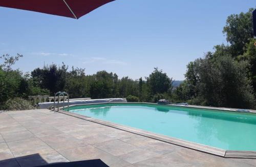 Cessieu Bed & Breakfast | Le Cocon Des Roches
