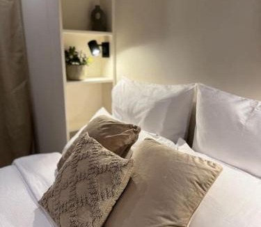 Porte-Dauphine Apartment | Le Cocon des Sablons - Tour Eiffel Champs Elysées