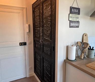 Doue-la-Fontaine Apartment | "Le Cocon Douessin" en hyper centre !