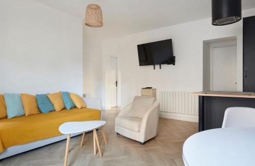 Dobree-Bon Port Apartment | Le Cocon du Batonnier
