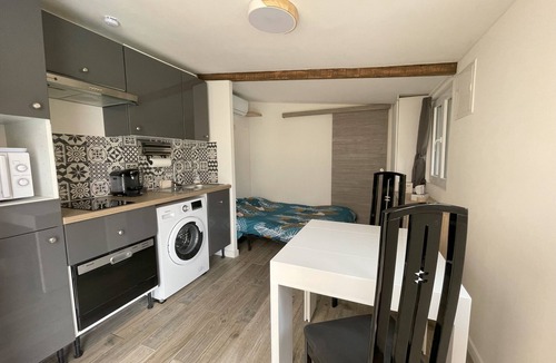 Paillet Apartment | Le Cocon du Coteau - Studio au Calme Climatisé Avec Terrasse