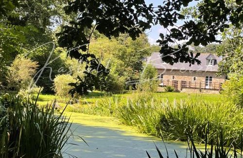 Saint-Gilles-Pligeaux House | Le Cocon du manoir de Kerollivier
