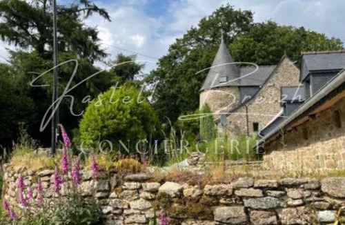 Saint-Gilles-Pligeaux House | Le Cocon du manoir de Kerollivier