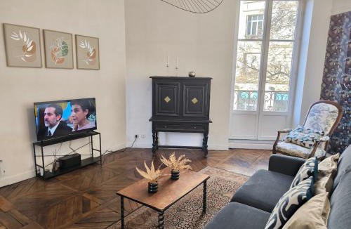 Poincare - Foch - Anatole France - Croix de Bourgogne Apartment | Le Cocon Foch Premium - Lumineux - Nancy Centre - Proche Gare