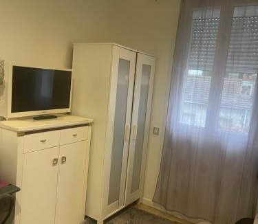 Louis Bertrand-Mirabeau-Semard Apartment | Le cocon