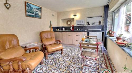 Rochecolombe Apartment | Le cocon