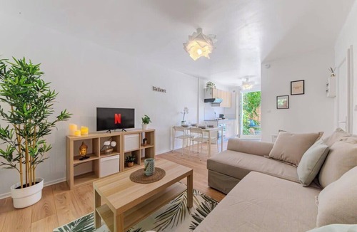 Saint-Eloi Apartment | Le Cocon II - Private garden terrace - Parking