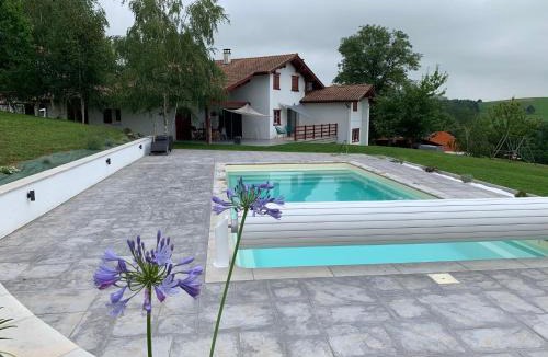 Macaye Apartment | Le cocon Laina Piscine & spa optionnel