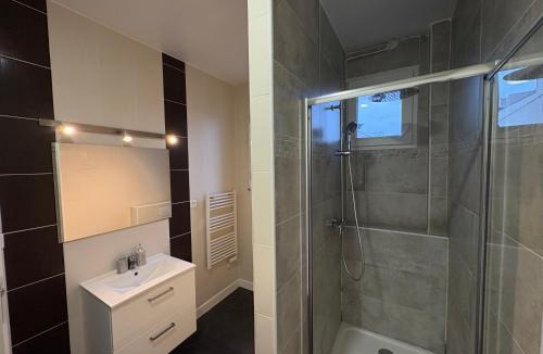La Garenne-Colombes Apartment | Le Cocon Lumineux Parisien - Check-in H24