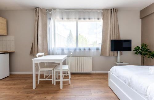 Poincare - Foch - Anatole France - Croix de Bourgogne Apartment | Le Cocon Lumineux - à 500m de la Vieille Ville