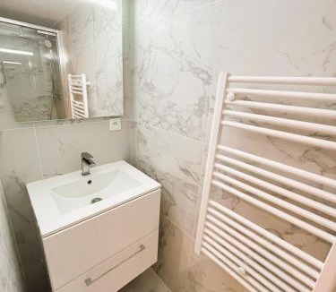 Saint-Meen-le-Grand Apartment | Le Cocon Mévennais