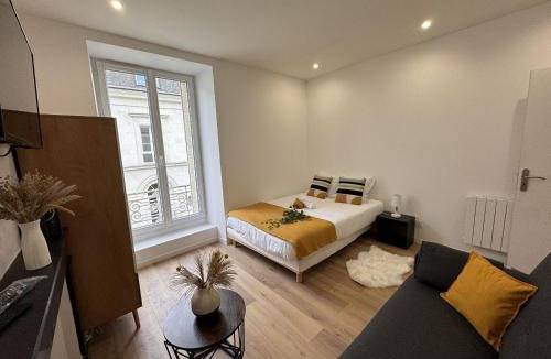 Ecommoy Apartment | Le Cocon Maison Reve Excellence