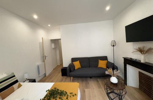 Ecommoy Apartment | Le Cocon Maison Reve Excellence