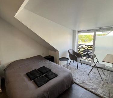 Dreux Apartment | Le Cocon Netflix & Chill