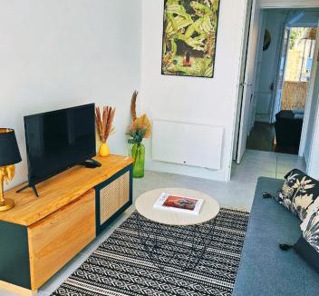 Montaubert - Rille - Saint-Sulpice Apartment | Le Cocon Palmier