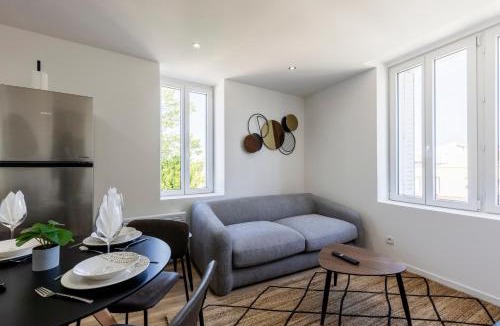 Attignat Apartment | Le Cocon - parking privé