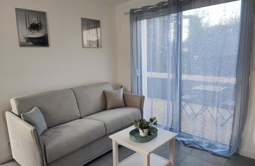 Breal-sous-Montfort Apartment | Le cocon, terrasse wifi parking