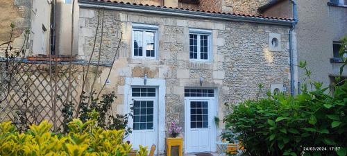 Poitiers Apartment | Le CocoOn Doré