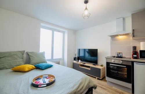 Cognac Apartment | Le Cocoon, studio centre, wifi, stationnement