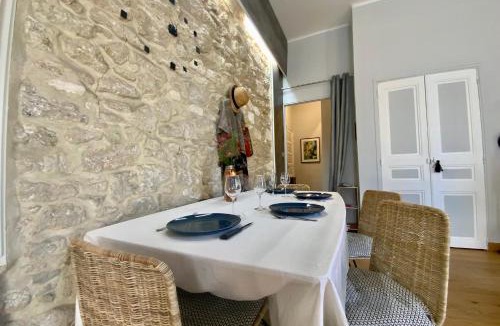 Lemasson Apartment | Le Coeur de Ville - Charmant pour 2 personnes !