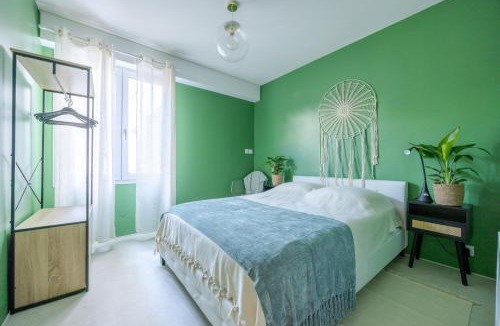 Quai de la Fosse Apartment | Le coin du bonheur - Pas de fête