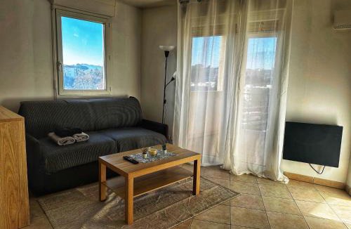 Toulon Apartment | Le Coin Du Soleil