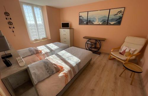 Vinneuf House | Le Colibri