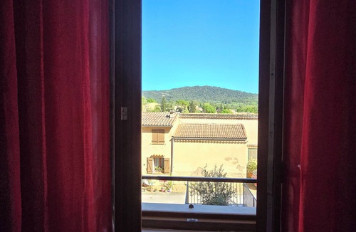 Bras Apartment | Le Colibris