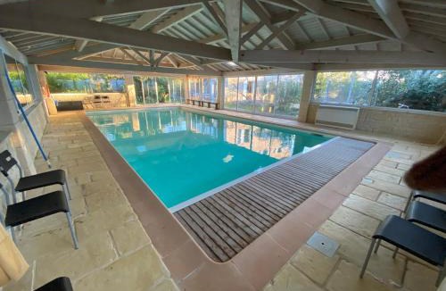 Les Vans House | Le Colombier d'Antan 300 m2 avec Piscine couverte chauffée