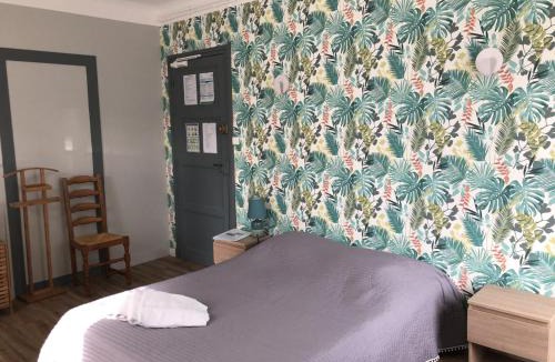 La Haye-du-Puits Hotel | Le Commerce