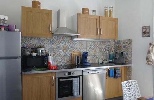 Saint-Leonard-de-Noblat Apartment | Le Compostelle Chic, Charme, Confort, Cocooning 80 m²