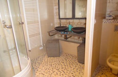 Courchamps Apartment | LE COMPOSTELLE BATIMENT LA RENAISSANCE
