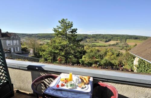 Vezelay Hotel | Le Compostelle