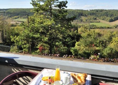 Vezelay Hotel | Le Compostelle