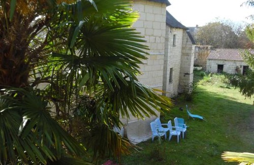 Courchamps Apartment | LE COMPOSTELLE PRIEURE GITE LES MEDIEVALES