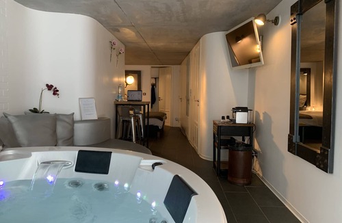 Lille Centre Ville Bed & Breakfast | Le Comptoir industriel