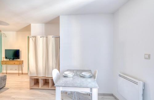 Lagnieu Apartment | Le Confort du Soir - T2 - Lagnieu