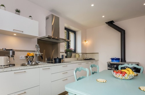 Segur-le-Chateau House | Le Confort Hôtelier à la Campagne