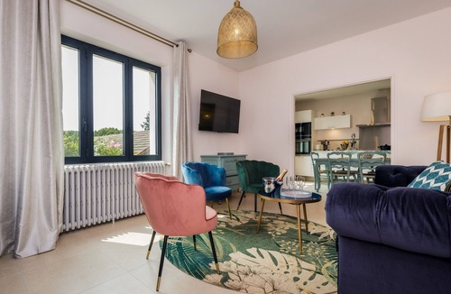 Segur-le-Chateau House | Le Confort Hôtelier à la Campagne