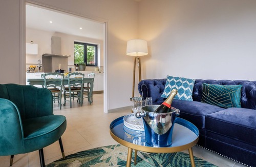 Segur-le-Chateau House | Le Confort Hôtelier à la Campagne