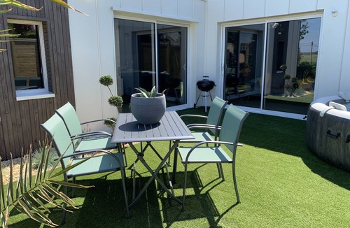 Tilques House | Le Container du Marais - Hébergement 4 Personnes