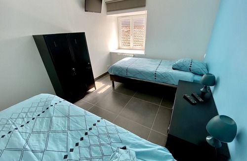 Flamanville Apartment | Le content'in