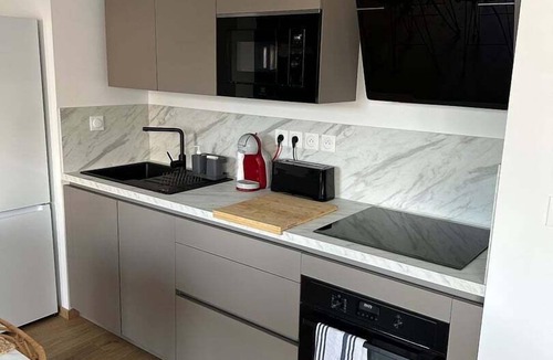 Contrie Apartment | Le Contrie - Beautiful apartment with terrace