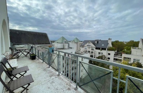 Rueil-Malmaison House | Le Convivial - Near Paris